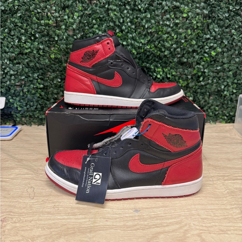 Nike Air Jordan 1 BANNED High - M10.5
